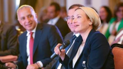 وزيرة البيئة ترحب بالتعاون مع الجمعية فى مجال رفع الوعي للشباب ورواد الأعمال