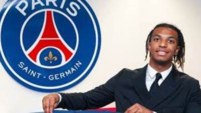 باريس سان جيرمان يعلن ضم نجم بنفيكا حتى يونيو 2028