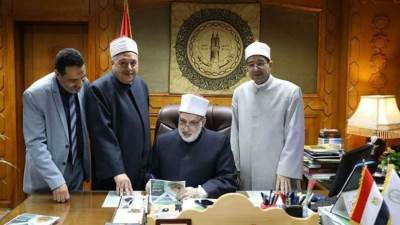 وكيل الأزهر يعتمد نتيجة الشهادة الثانوية الأزهرية بمعاهد فلسطين بقسميها بنسبة 89.5%