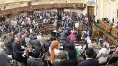 تشريع جديد يمنح الأم "الكافلة" الإجازات الممنوحة لـ"الطبيعية".. اقرأ التفاصيل