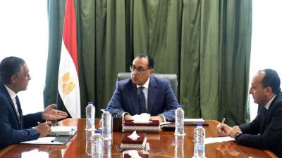 رئيس الوزراء يتابع مع الرئيس التنفيذي للهيئة العامة للاستثمار عددا من ملفات العمل