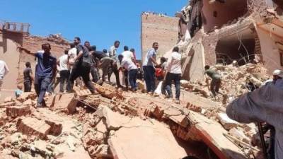 ارتفاع عدد ضحايا عقار رشيد المنهار لحالتى وفاة و14 مصابا