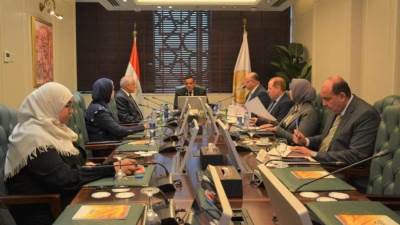 آمنه يتابع مع محافظي القاهرة والجيزة معدلات تنفيذ المشروعات التنموية والخدمية الجارية بالمحافظتين