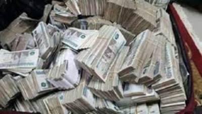 وزارة العمل تُكلف المديريات بمتابعة زيادة الحد الأدنى للأجور 3 آلاف جنيه.. التفاصيل