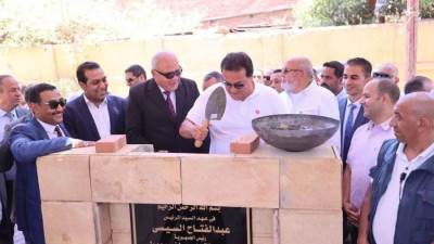وزير الصحة يضع حجر الأساس لمستشفى الرمد التخصصي بمحافظة قنا