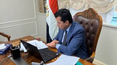 وزير الرياضة يشهد افتتاح ملتقي القادة للفكر والثقافة