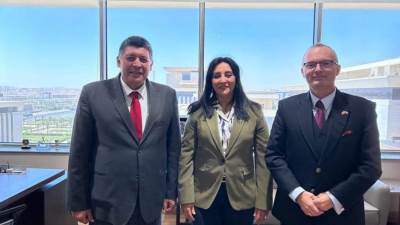 نائب وزير السياحة وسفير التشيك يبحثان تعزيز التعاون في المجالات الاستشفائية