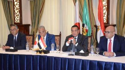 وزير التنمية  يشهد توقيع محافظ الفيوم وشركة "يازاكي" اليابانية عقود أرض أول مصنع أجنبي بالكامل