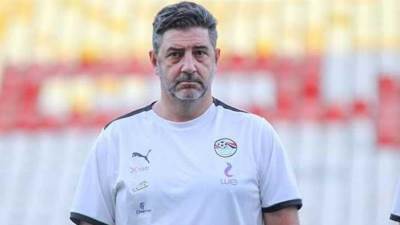 تقارير سعودية: فيتوريا يقترب من تدريب اهلي جدة 