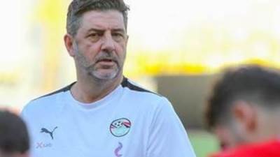 منتخب مصر يعلق على المفاوضات السعودية مع فيتوريا