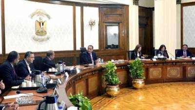 رئيس الوزراء يلتقي رئيس شركة "إندوراما" لمناقشة خطط الشركة التوسعية في السوق المصرية