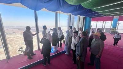 "الإسكان": وفدٌ من هيئة التدريس بجامعة القاهرة يزُور العاصمة الإدارية الجديدة