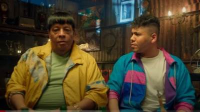 عمر كمال يحتفل بتصدر أغنية السخان التريند