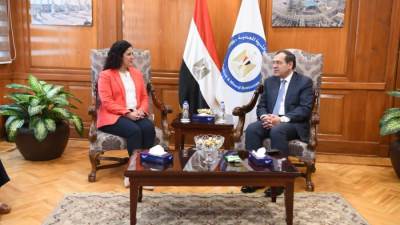 البترول: مباحثات مصرية أمريكية فى مجالات خفض الانبعاثات والوقود النظيف