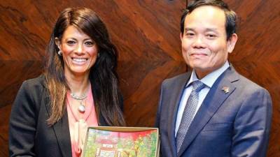 المشاط تعقد جلسة مباحثات مع نائب رئيس وزراء فيتنام خلال زيارته لمصر