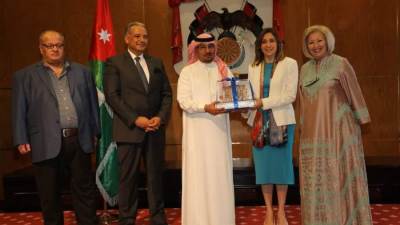 وزيرة الثقافة تشهد ونظيرتها الأردنية افتتاح "البرنامج الثقافي لمهرجان جرش"