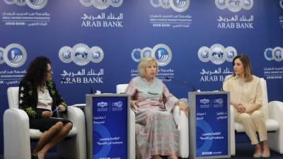 وزيرة الثقافة تُشارك نظيرتها الأردنية جلسة "الثقافة والفنون ودورهما في خدمة التنمية"