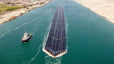 رئيس مراقبة الملاحة: 90 سفينة تعبر قناة السويس يوميا
