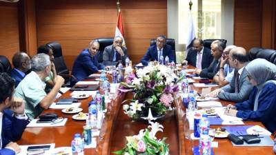 الرئيس التنفيذي لهيئة للاستثمار والمناطق الحرة يبحث خطط تطوير المنطقة الحرة بالإسكندرية