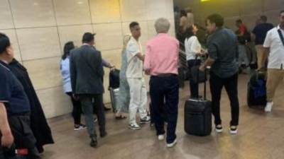 رضا سليم يصل القاهرة لتوقيع عقود انضمامه للأهلى