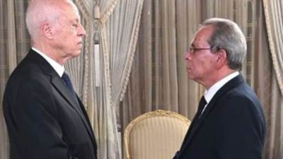 الرئيس التونسي يعين أحمد الحشاني رئيس للحكومة خلفا لنجلاء بودن