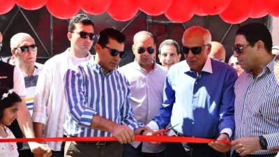 وزير الشباب ومحافظ الجيزة يفتتحان عدد من المشروعات بمركز شباب الكوم الاخضر