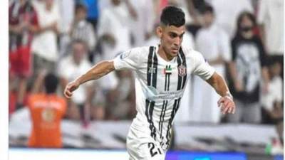 بيراميدز يكشف حقيقة التفاوض مع أشرف بن شرقي 