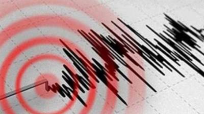 زلزال بقوة 5.7 ريختر يضرب منطقة هندوكوش بأفغانستان 