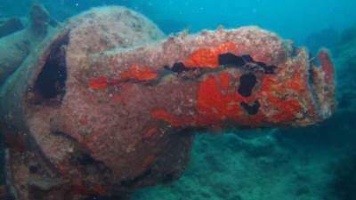 الآثار: الكشف عن بقايا سفينة غارقة وجرار من الفخار في منطقة العلمين