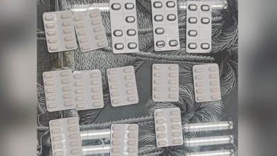 جمارك مطار الغردقة الدولي تضبط محاولة تهريب عدد من أقراص "ترامادول" المخدرة