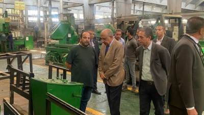 وزير قطاع الأعمال العام يتفقد مصانع شركة اليايات ومهمات وسائل النقل