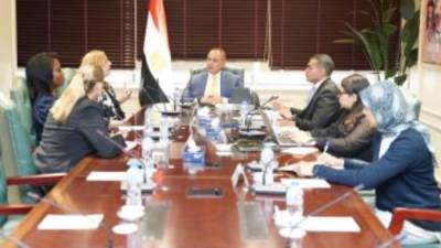 نائب وزيرة التخطيط يلتقى رؤساء مجلس الأعمال الأفريقى ومجموعة "الابتكار"