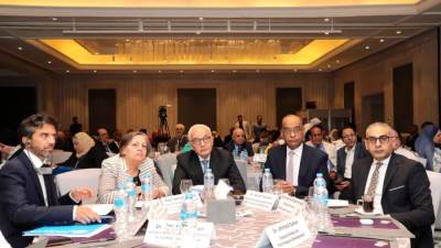 وزير التعليم يشهد جلسة "بالممارسات الجيدة فى تطوير الإطار العام للمناهج وتاثيرها على مخرجات التعلم"