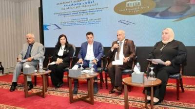 وزير التعليم يشهد حلقة نقاشية تحت عنوان "المناهج الدراسية وعلاقتها بالمجتمع"