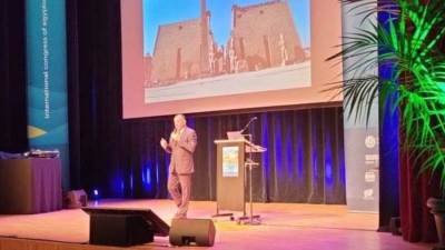 مشاركة وزارة السياحة في المؤتمر الثالث عشر لعلماء المصريات بهولندا