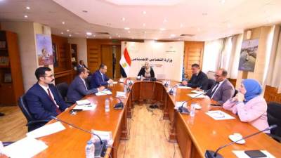 التضامن تبحث سبل السيطرة على ظاهرة "التشرد" وتكثيف الجهود لرعاية المشردين