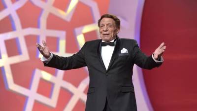 شقيق عادل امام يكشف حقيقة اعتزال الزعيم الفن