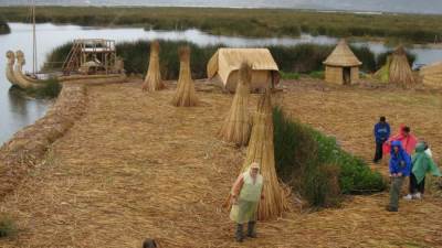 بوليفيا تعلن الطوارئ بسبب انخفاض حاد فى منسوب مياه بحيرة تيتيكاكا