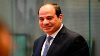 استقبال شعبى حافل للرئيس السيسى من أهالى السلوم ومطروح وسيدى برانى