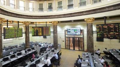 أداء متباين بمؤشرات البورصة في ختام التعاملات