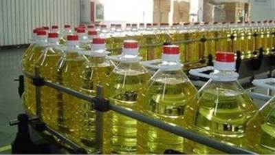 السلع التموينية تعلن عن ممارسة جديدة لتوريد 1500 طن زيت خام