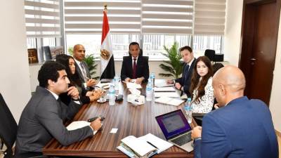 "الإسكان": الاجتماع الدوري الثالث مع ممثلي السفارة البريطانية