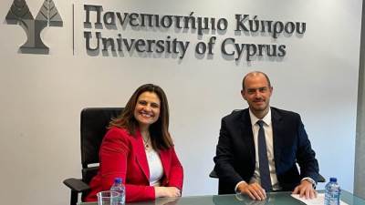 وزيرة الهجرة تبحث التعاون مع نائب وزير الخارجية اليوناني لشئون المغتربين في إطار مبادرة "إحياء الجذور"