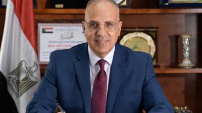 سويلم: صيانة دورية للأهوسة الملاحية بقناطر إسنا ونجع حمادى وأسيوط