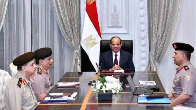السيسي يوجه بالاستمرار في جهود توفير المناخ الداعم لقطاع الصناعات الوطنية الثقيلة