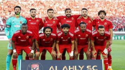 الأهلي يطالب اتحاد الكرة بإعفاء لاعبيه الدوليين من معسكر المنتخب بسبب السوبر الإفريقي