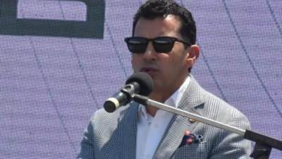 وزير الرياضة يتدخل لحل أزمة البدلات الخاصة بلاعبي المصارعة بمعسكر المجر