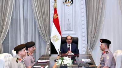 الرئيس السيسي يوجه بتكثيف الجهود الرامية لتطوير الصناعة المصرية
