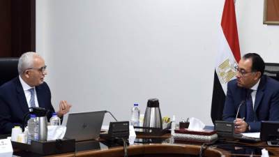 رئيس الوزراء يتابع مع وزير التربية والتعليم والتعليم الفني عددا من ملفات عمل الوزارة