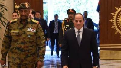 تقارير سودانية: البرهان يلتقي السيسي بالعلمين غدا في أول زيارة خارجية منذ اندلاع الحرب